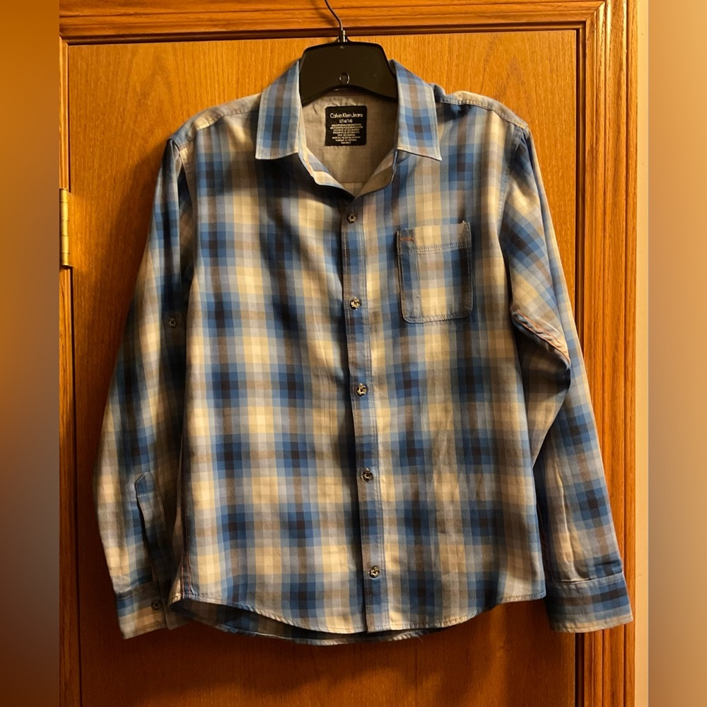 Boy’s Calvin Klein Jeans Button Down Long Sleeve Shirt. Sleeves Roll Up & Button